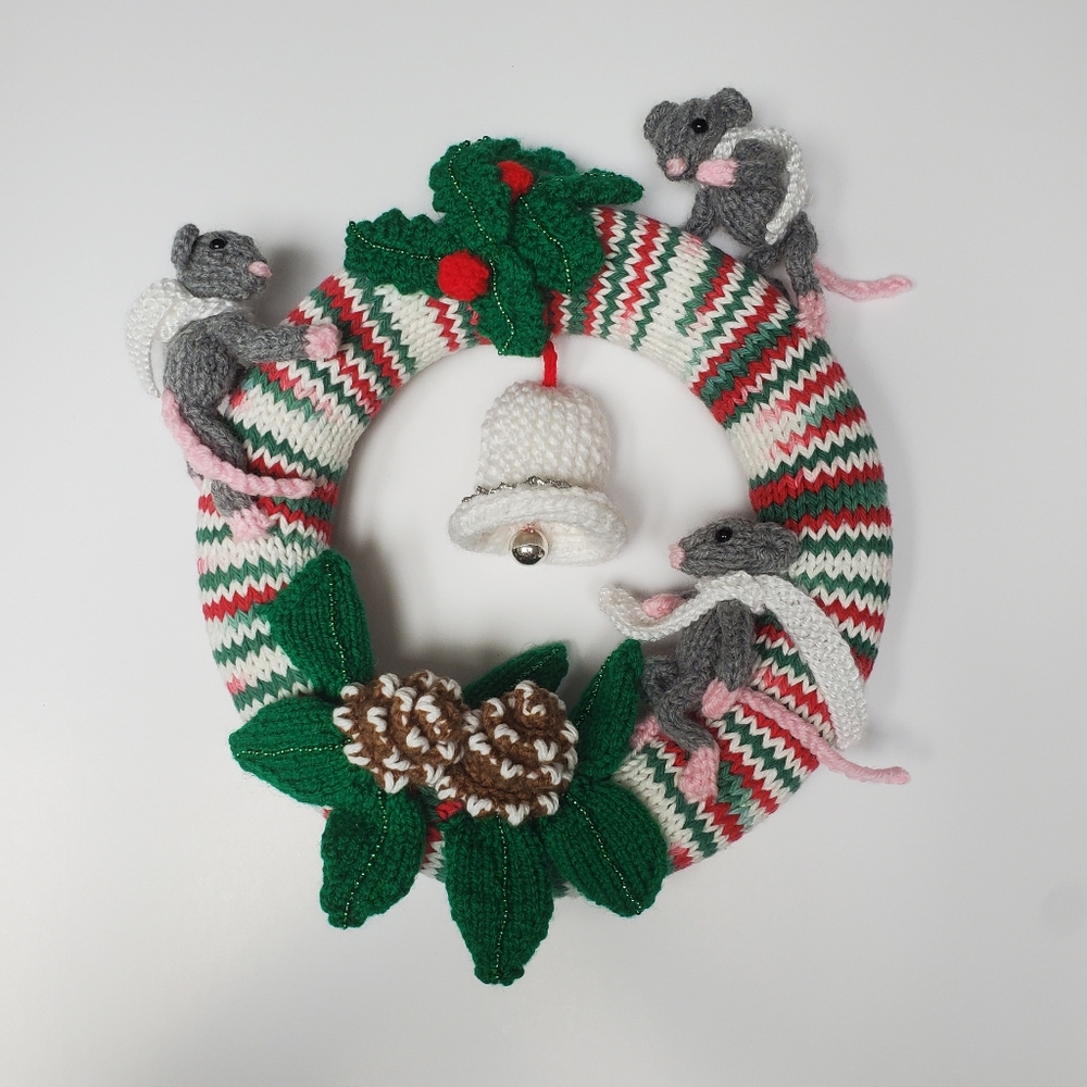 Handcrafted Knitted Knit Christmas Wreath Mice Pinecones Holly and Bell Handmade